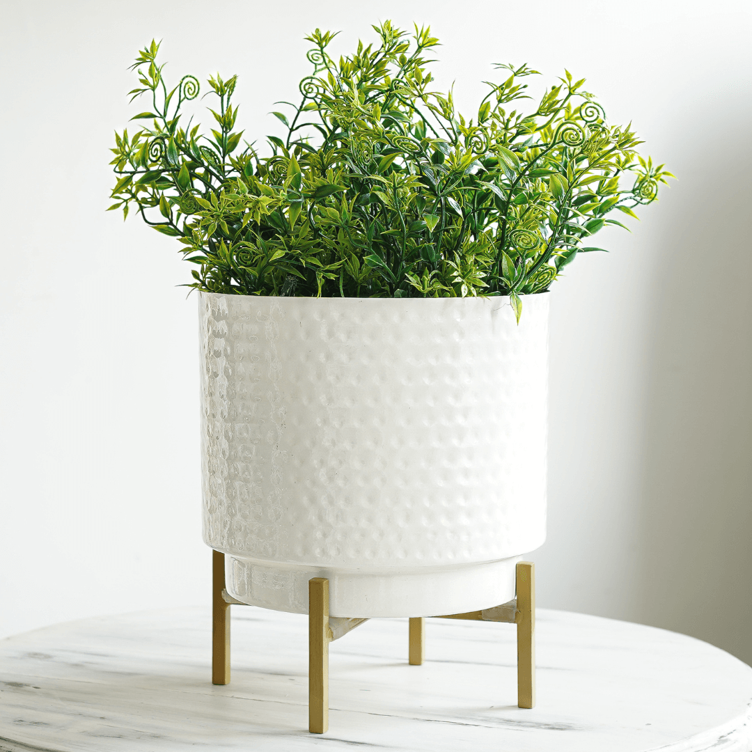 Metal Hammered, White Planter