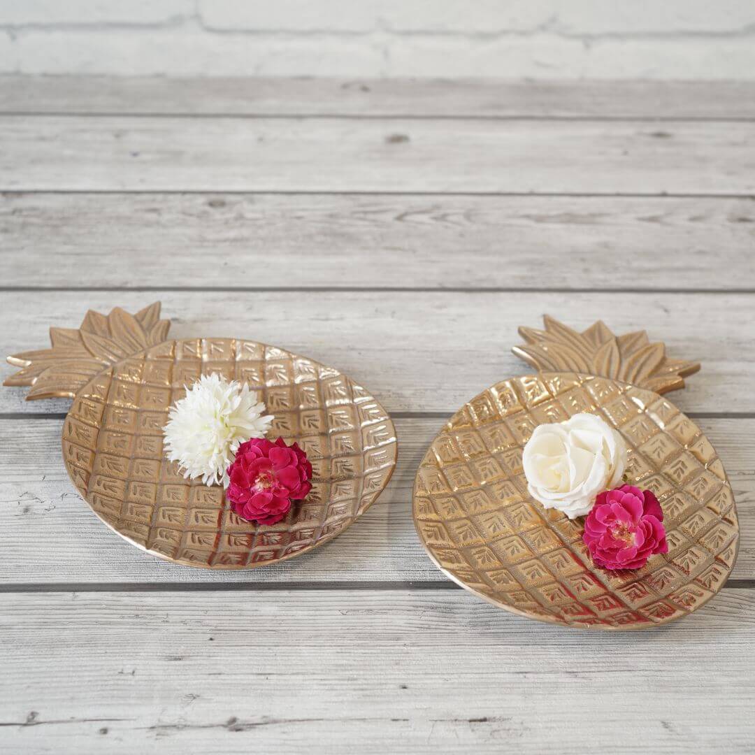 Pineapple Metal Tray, Set of 2