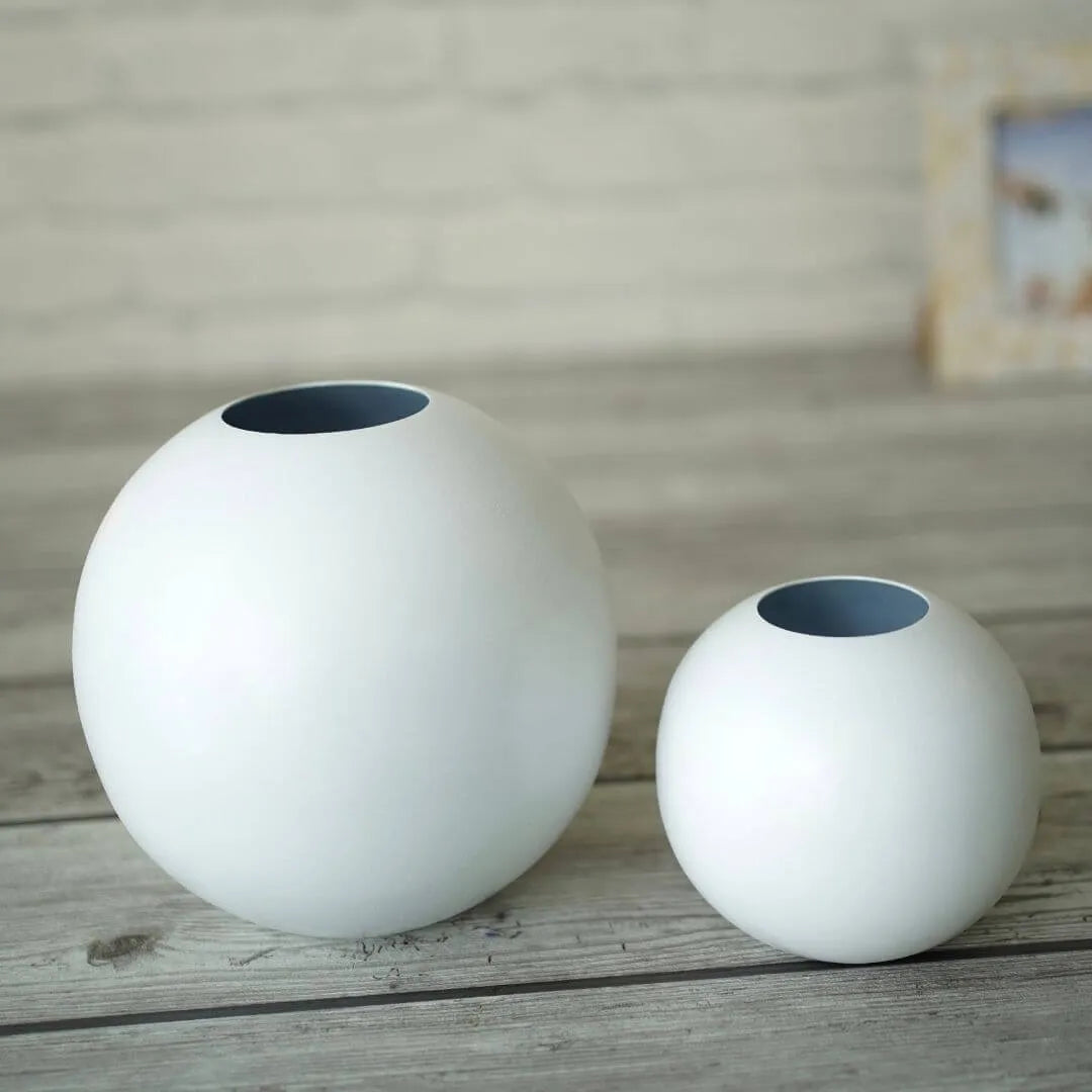 White Ball Flower vase set of 2 