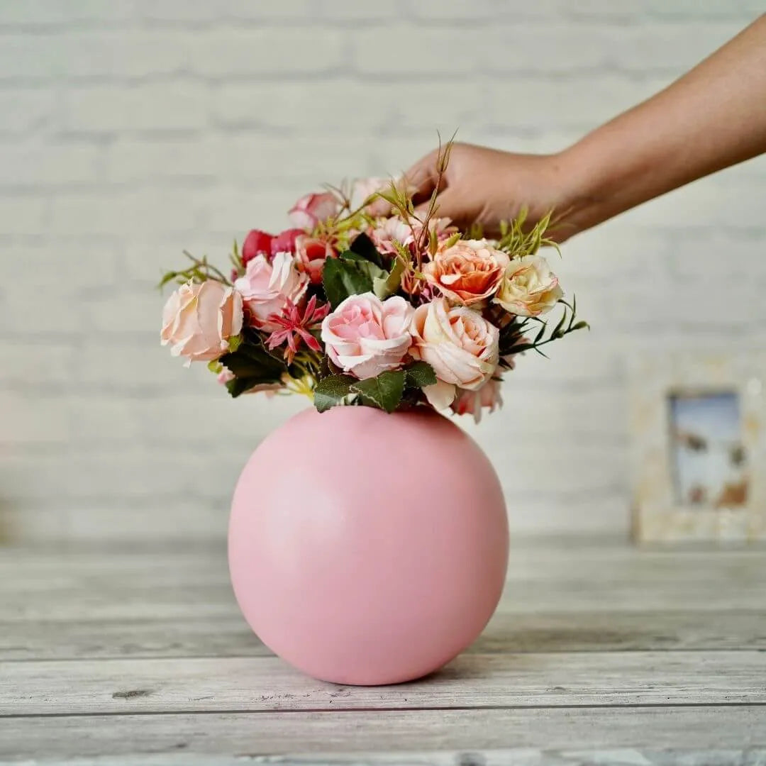 Ball Flower vase pink large 