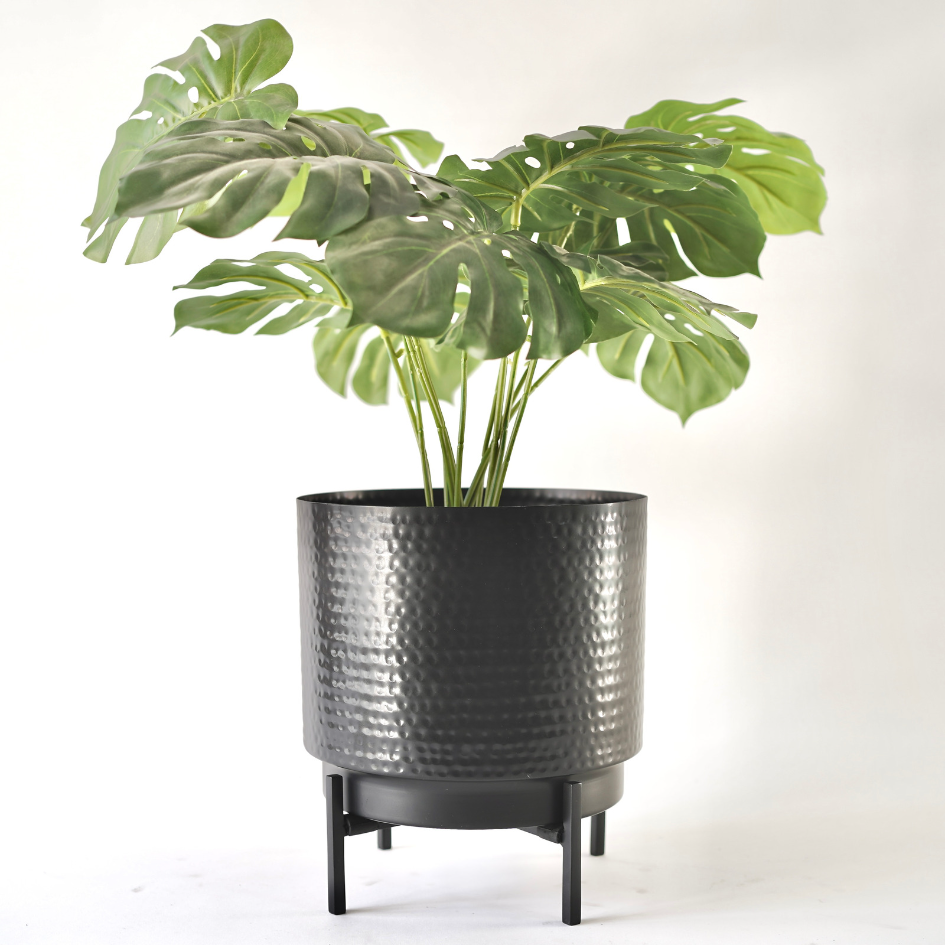 Large Metal hammered indoor planter 