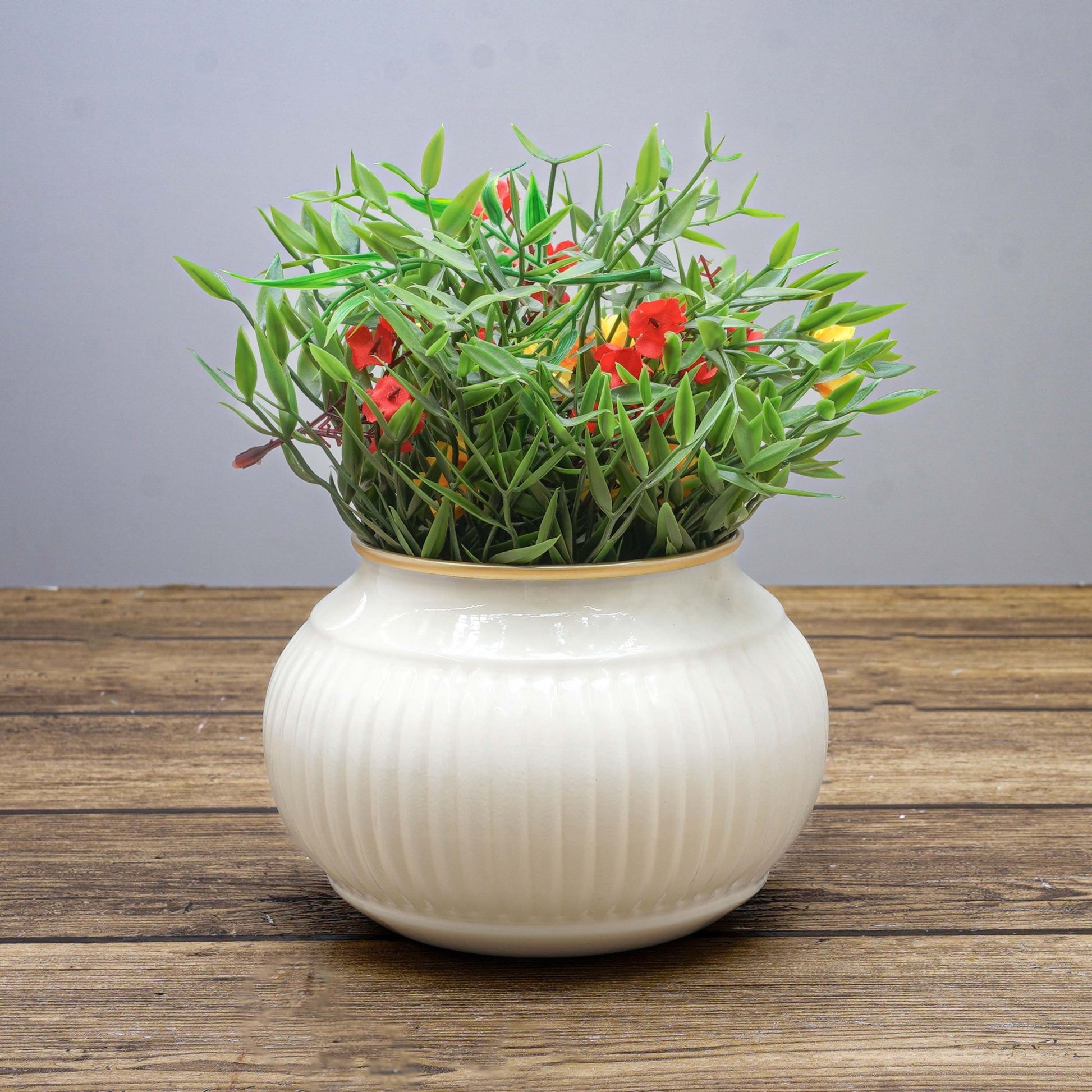 Behoma White Matki Metal Planter, 4.7"x 6.7" - Behoma