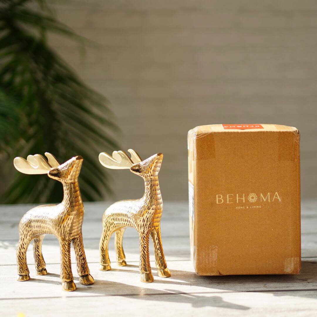 Christmas Reindeer showpiece, Gold, Metal - Set of 2 - Behoma