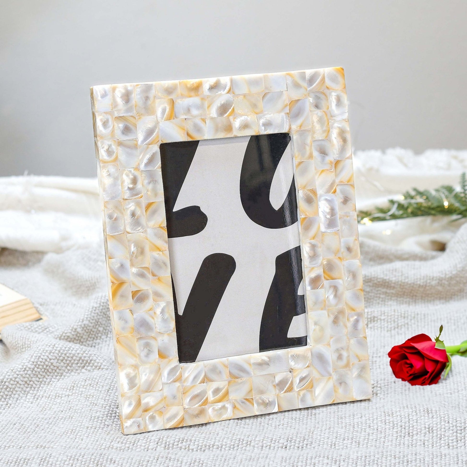 Elegant Pearl Photo Frame - 4x6 - Behoma