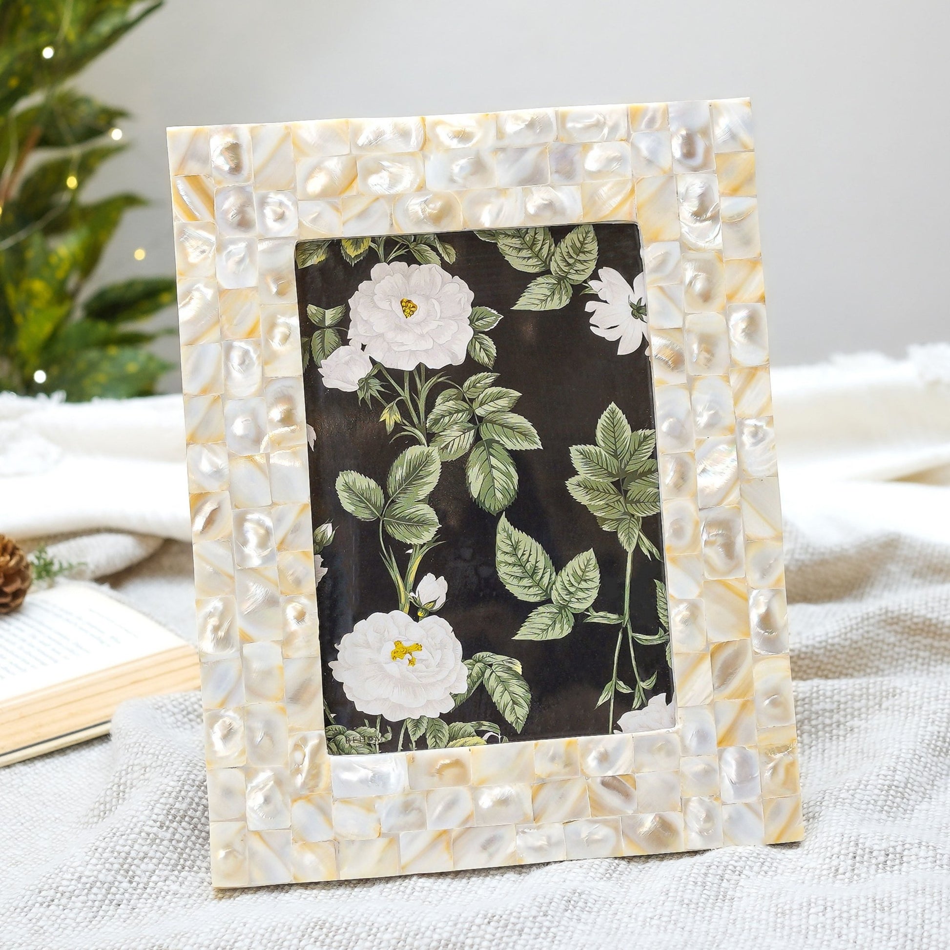 Elegant Pearl Photo Frame - 5x7 - Behoma