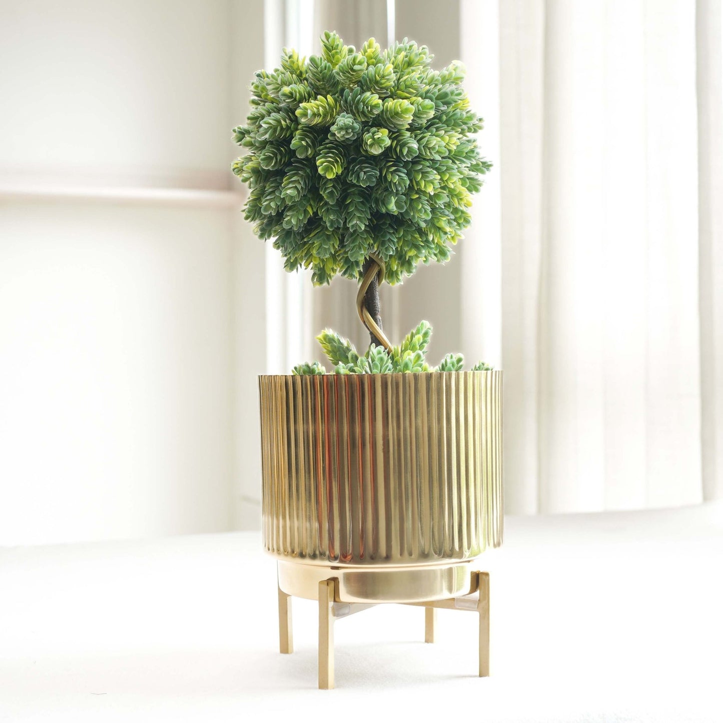 Golden Metal Fluted Planter - 8" - Behoma