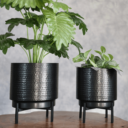 Hammered Indoor Planter - Matt black, Set - 8.3'' & 7.7'' - Behoma