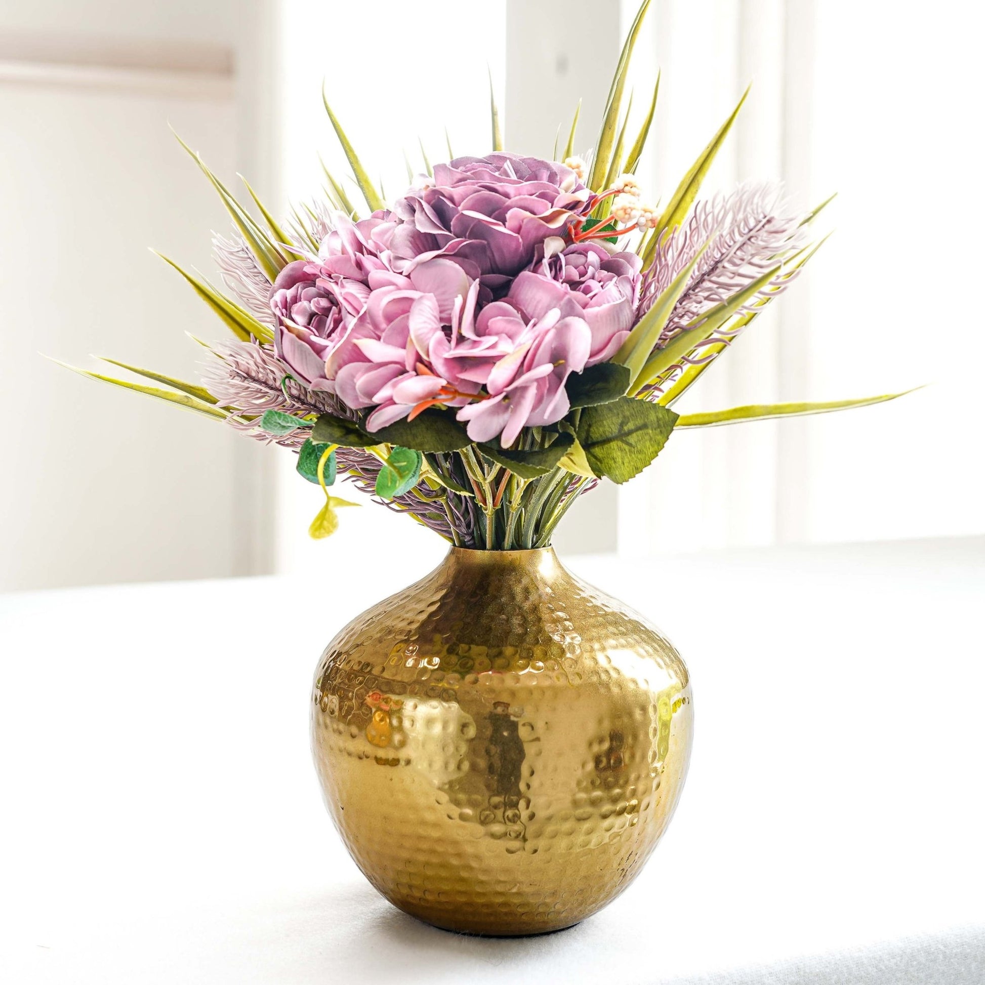 Hammered Metal Flower Vase | Gold - Behoma