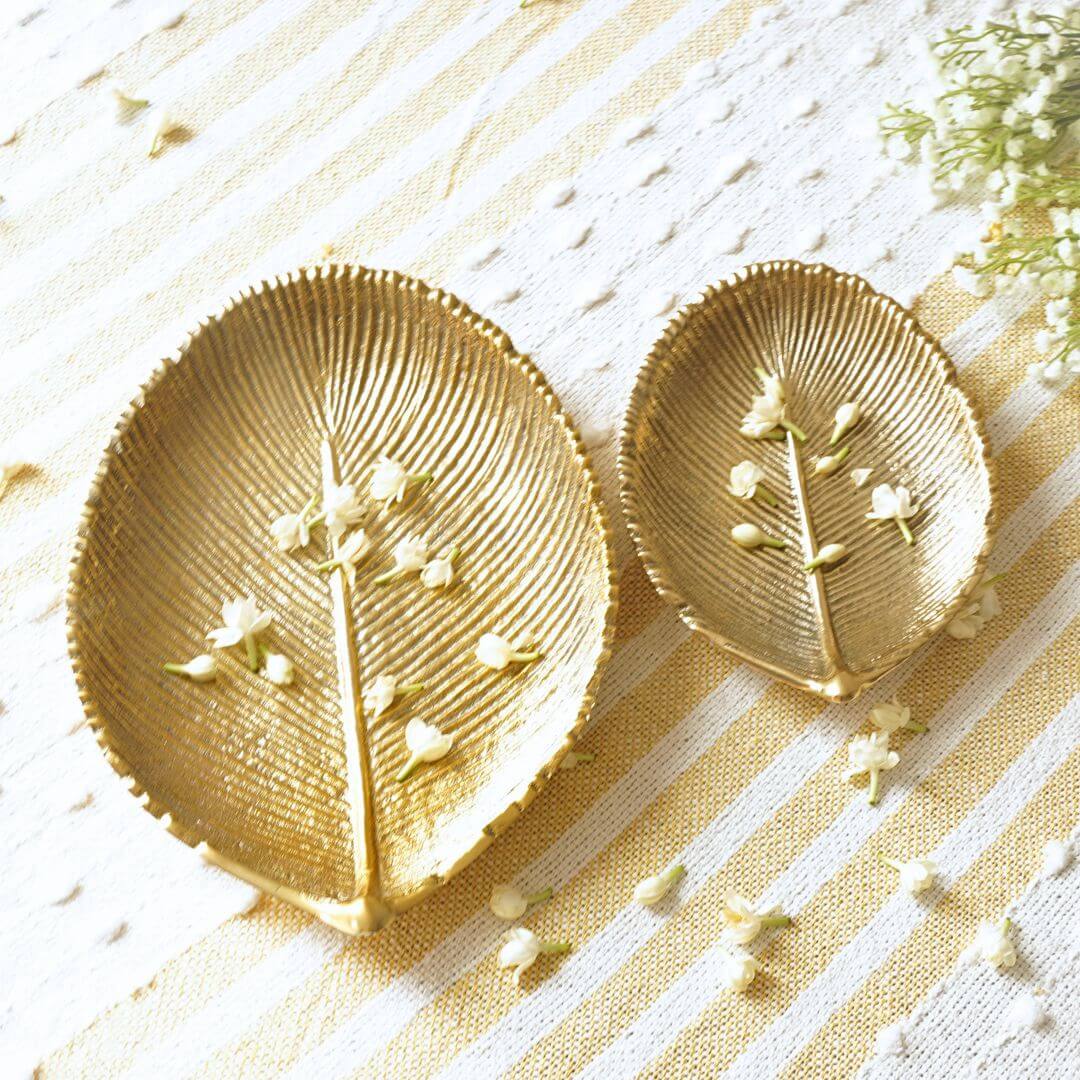 Leaf - shaped Platter, Set of 2, Golden - Behoma