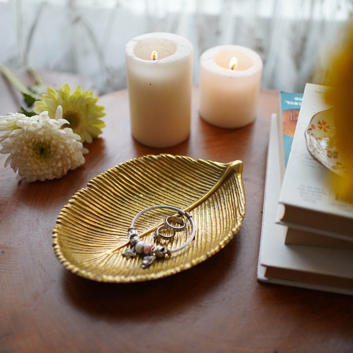 Leaf - shaped Platter, Set of 2, Golden - Behoma