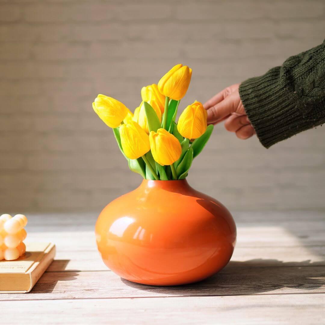 Metal Flower Vase | Rusty Orange - Behoma