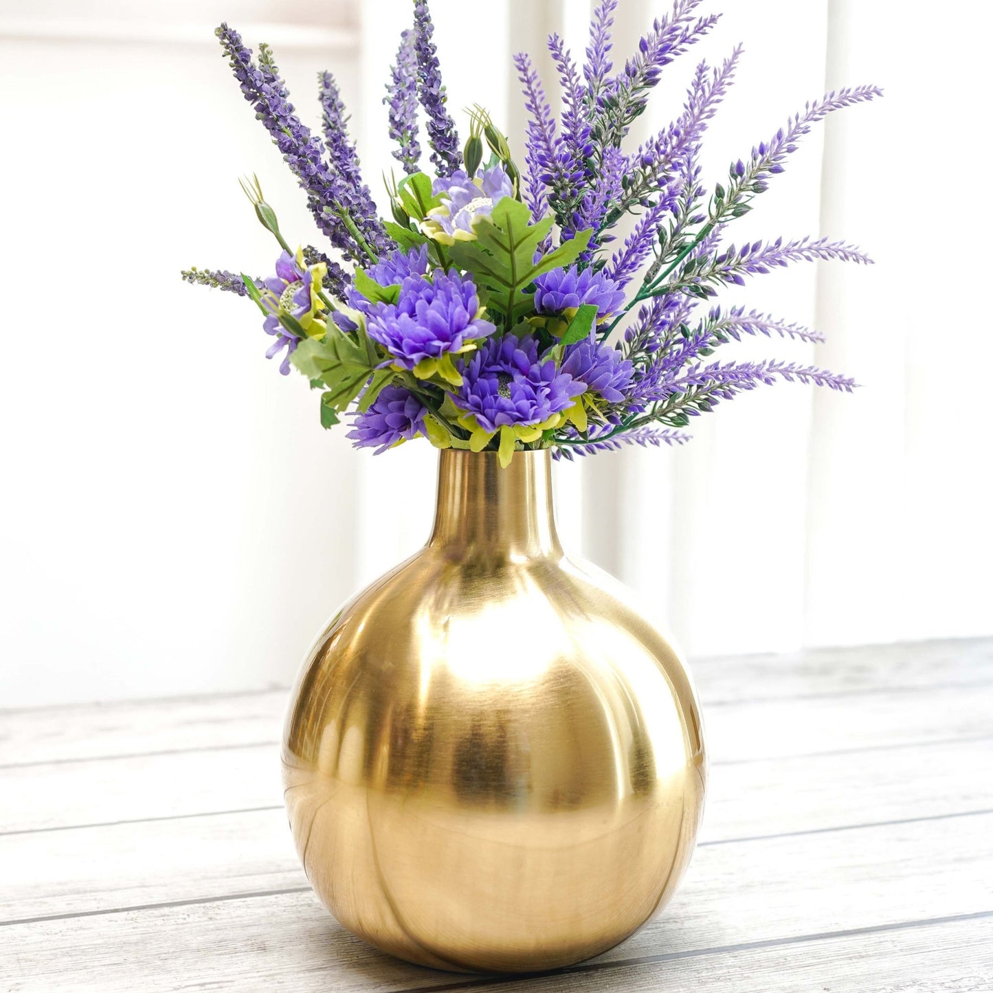 Metal Golden Flower vase - 8''X 6.8'' - Behoma