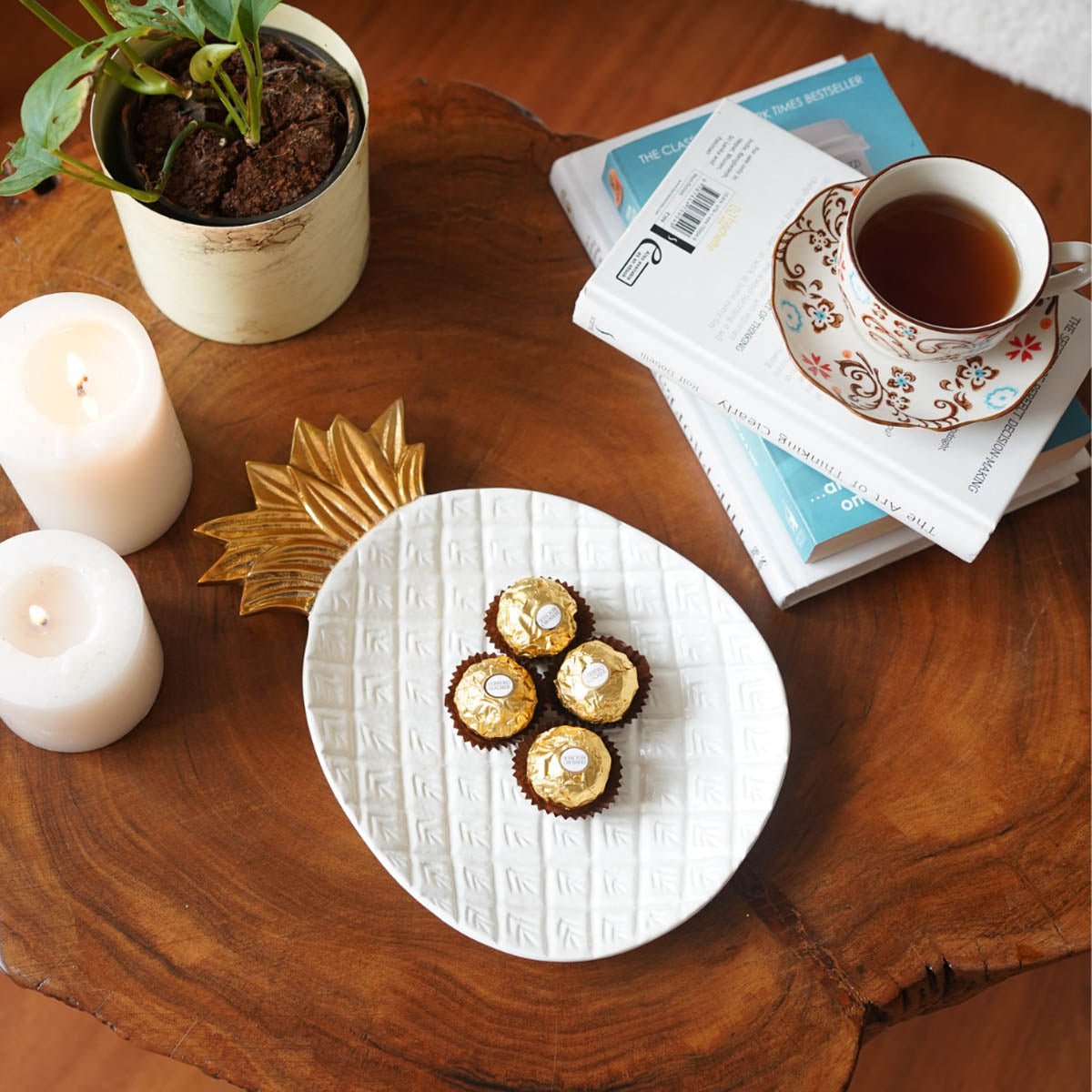 Pineapple Metal Tray, Gold - Behoma